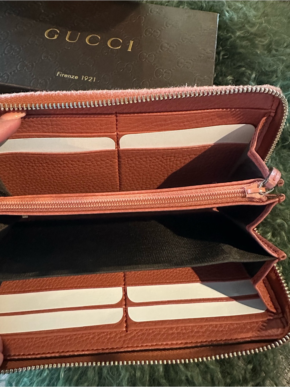 Authentic Gucci Coral-ish Leather Zip Wallet with Tassel - Picture 2 of 12